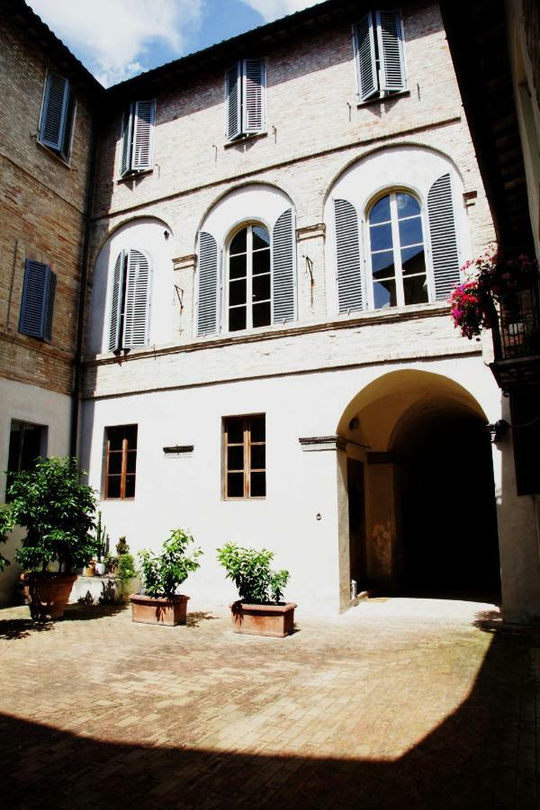 La Corte Affittacamere Foligno Kültér fotó
